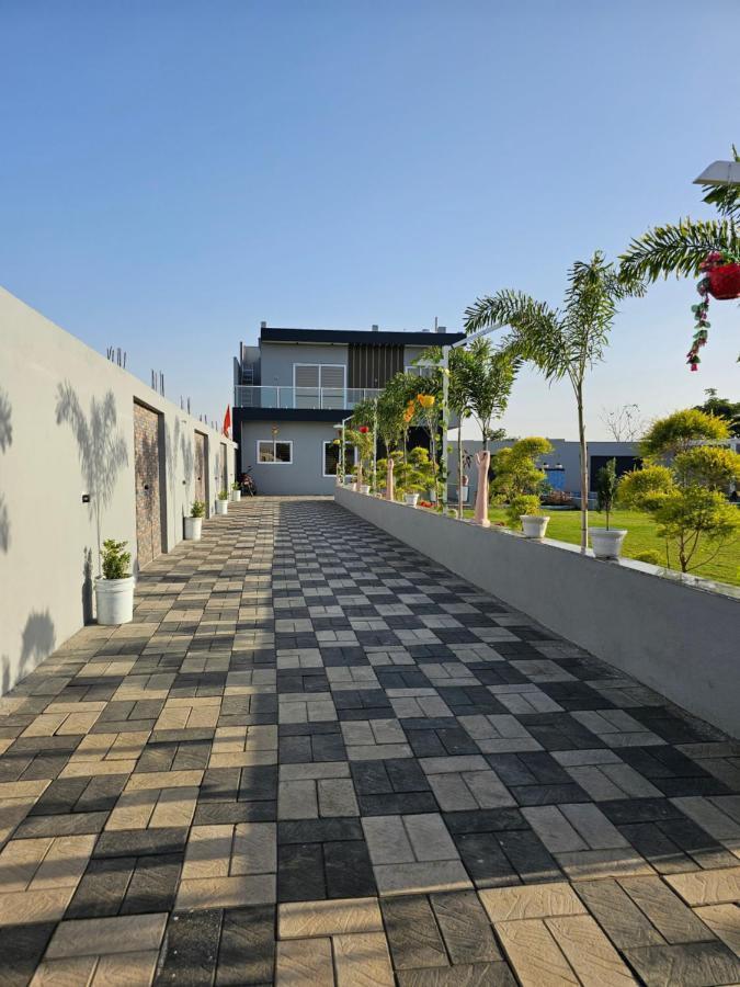 Shree Ambe Farmhouse Villa Ujjain Dış mekan fotoğraf